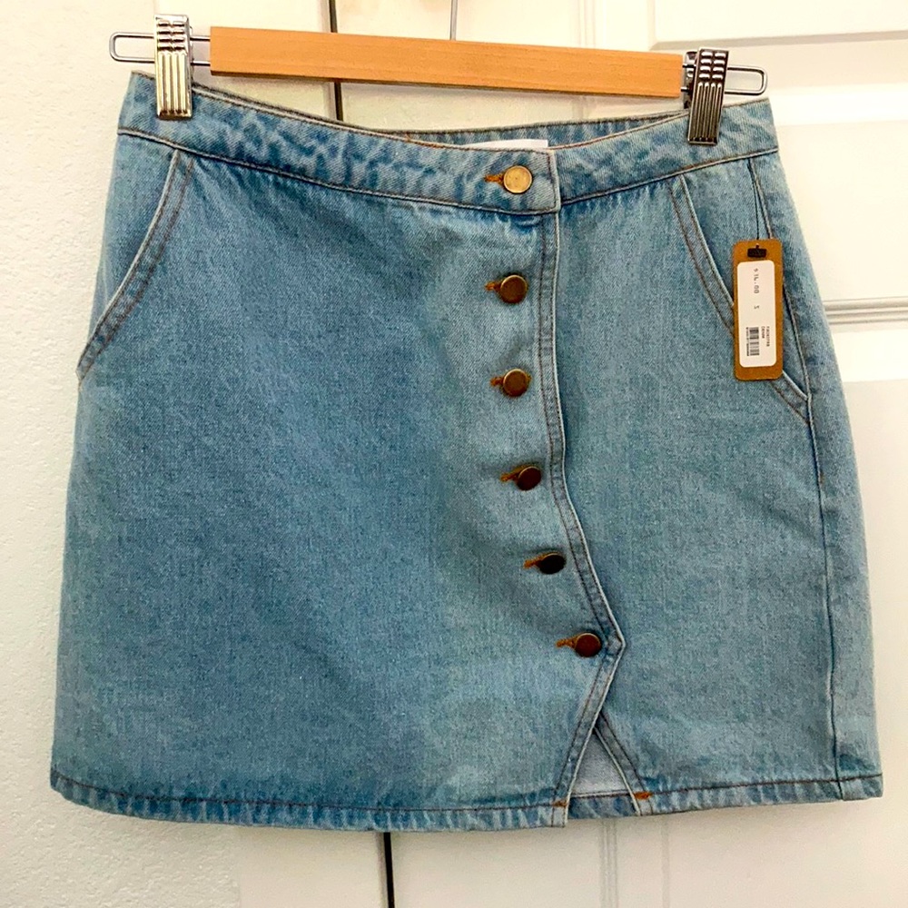 Denim jean mini skirt NWT small